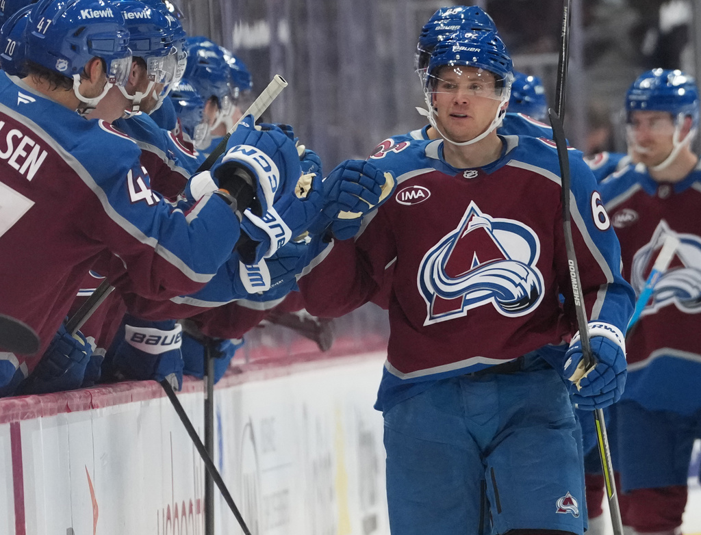 Nathan MacKinnon has goal and 3 assists, Artturi Lehkonen scores twice as Avs beat Penguins 5-2
